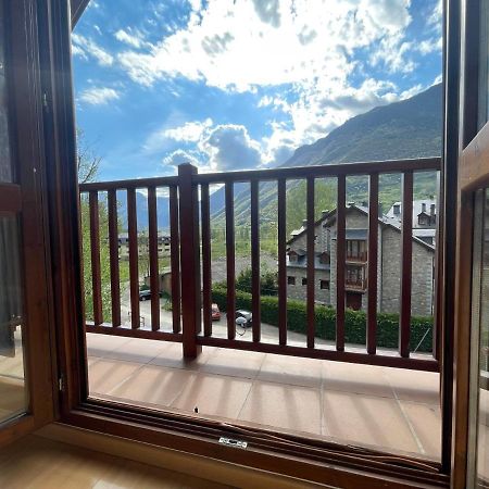 B31 - Urb. La Coma 3º - Villmor Apartment Benasque Exterior photo
